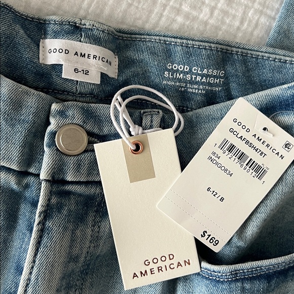 NWT • Good American Always Fits Good Classic Slim Straight Jeans • Fits 6-12 - Picture 15 of 16